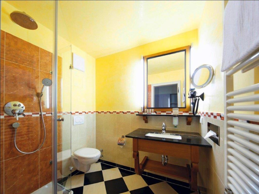 Trip Inn Hotel Der Adelshof Швебиш-Халль Экстерьер фото