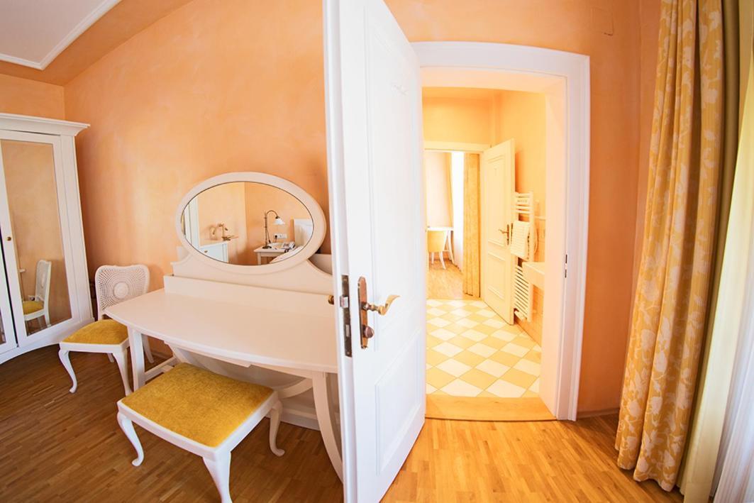 Trip Inn Hotel Der Adelshof Швебиш-Халль Экстерьер фото
